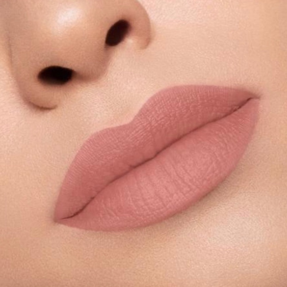 **SOLD** MORPHE Cosmetics Nude Lip Trip ✨